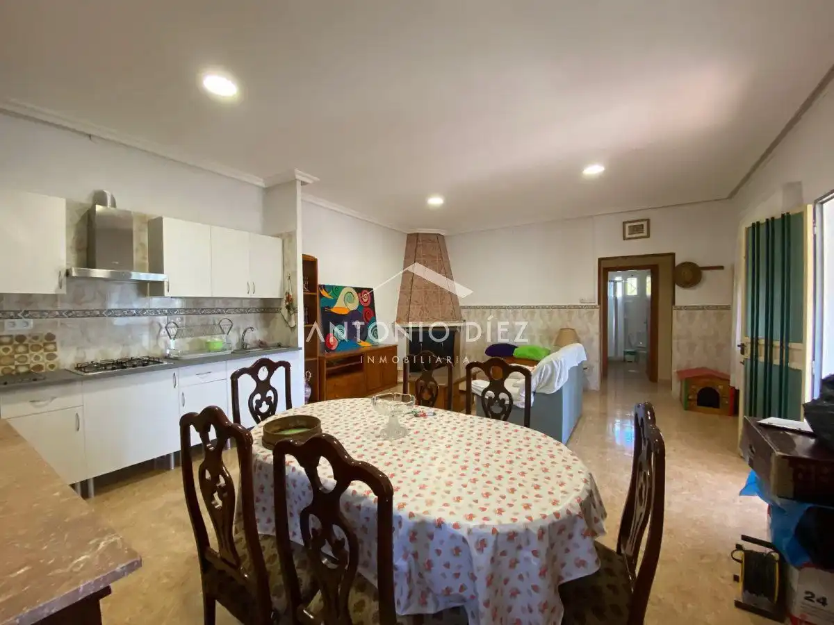 Esszimmer von Country house zum Verkauf in Aspe mit Klimaanlage, Terrasse und Abstellraum