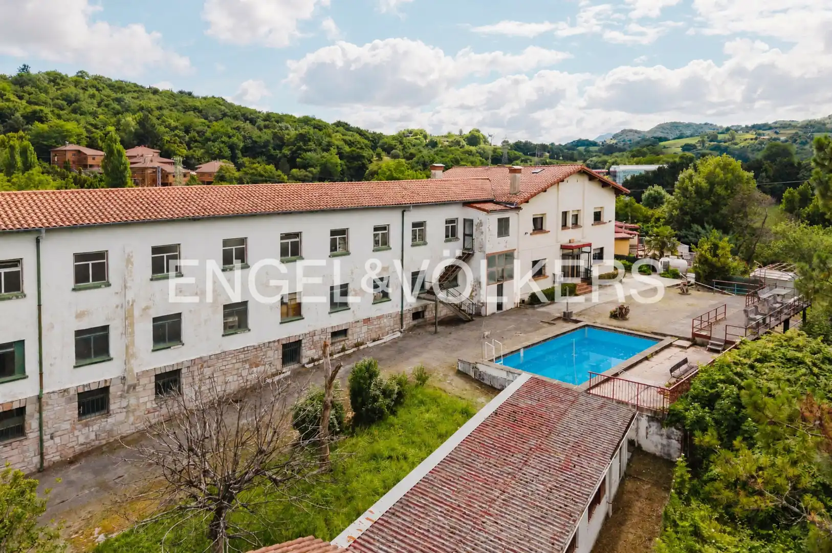 Exterior view of Houses for sale in Donostia - San Sebastián   with Air Conditioner, Heating and Private garden