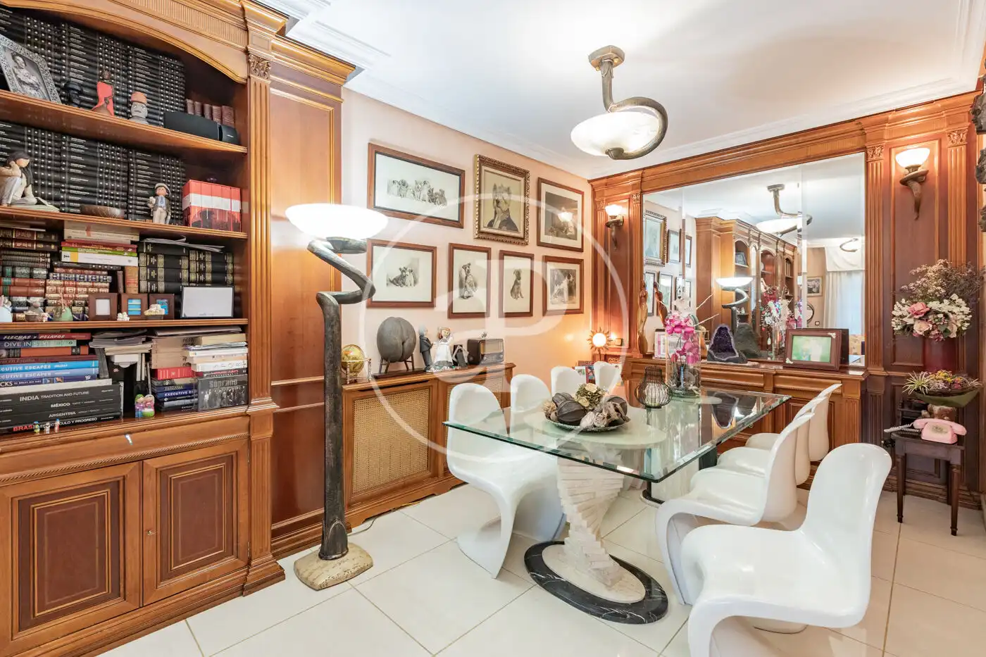 Comedor de Casa adosada en venta en San Sebastián de los Reyes con Aire acondicionado, Calefacción y Jardín privado