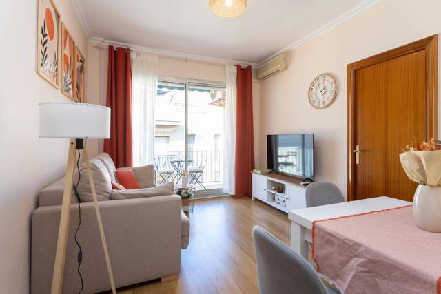 Piso en Alquiler en Carrer de Rosalia de Castro en El Baix Guinardó