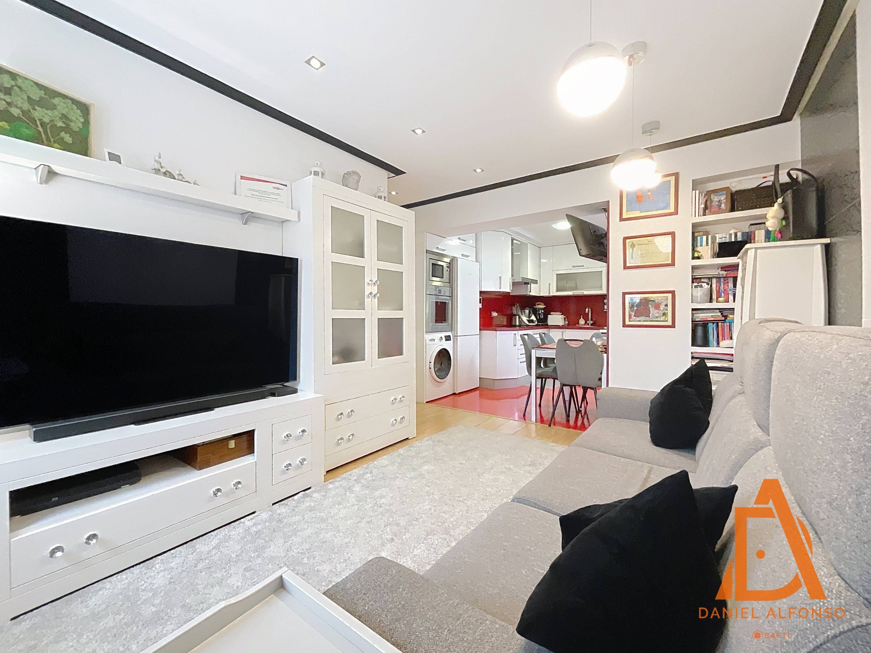 Living room of Flat for sale in Gijón   with Furnished