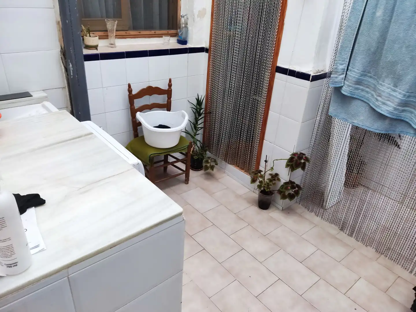 Baño de Casa adosada en venta en Benifairó de la Valldigna con Aire acondicionado, Calefacción y Trastero