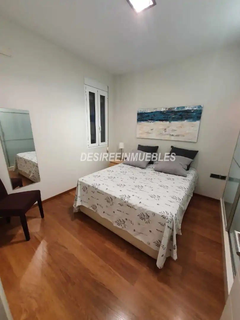 Bedroom of Flat for rent in Valencia  with Air Conditioner, Heating and Parquet flooring
