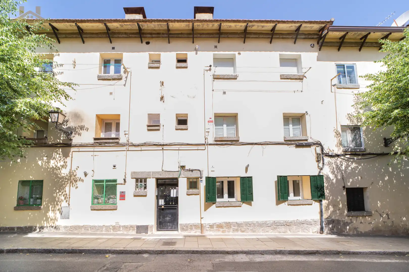 Vista exterior de Planta baja en venta en El Escorial con Calefacción, Jardín privado y Parquet