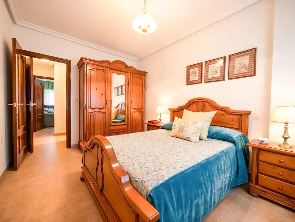 Habitación de Piso en venta en Puertollano con Aire acondicionado, Calefacción y Amueblado