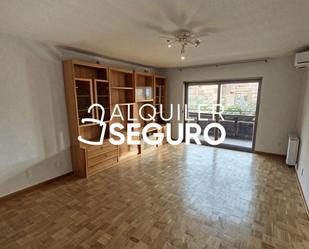 Bedroom of Flat to rent in  Madrid Capital  with Heating and Terrace