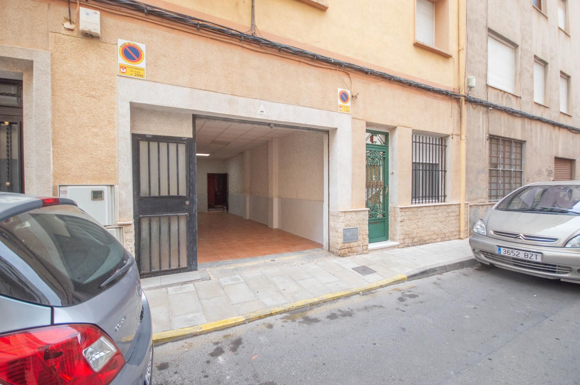 Parking de Local en venta en Elda