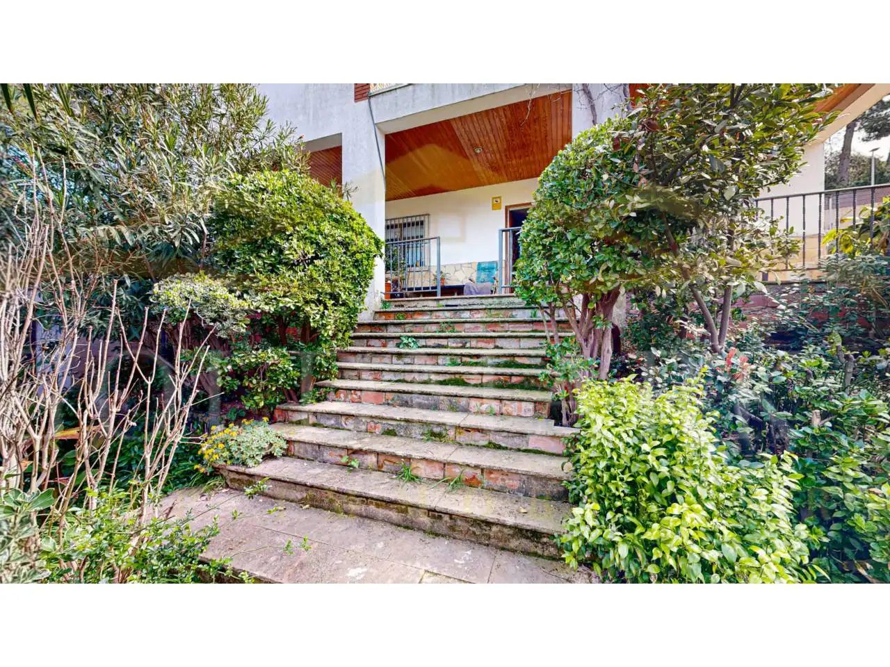 Jardí de Casa o xalet en venda en Corbera de Llobregat amb Aire condicionat, Calefacció i Jardí privat