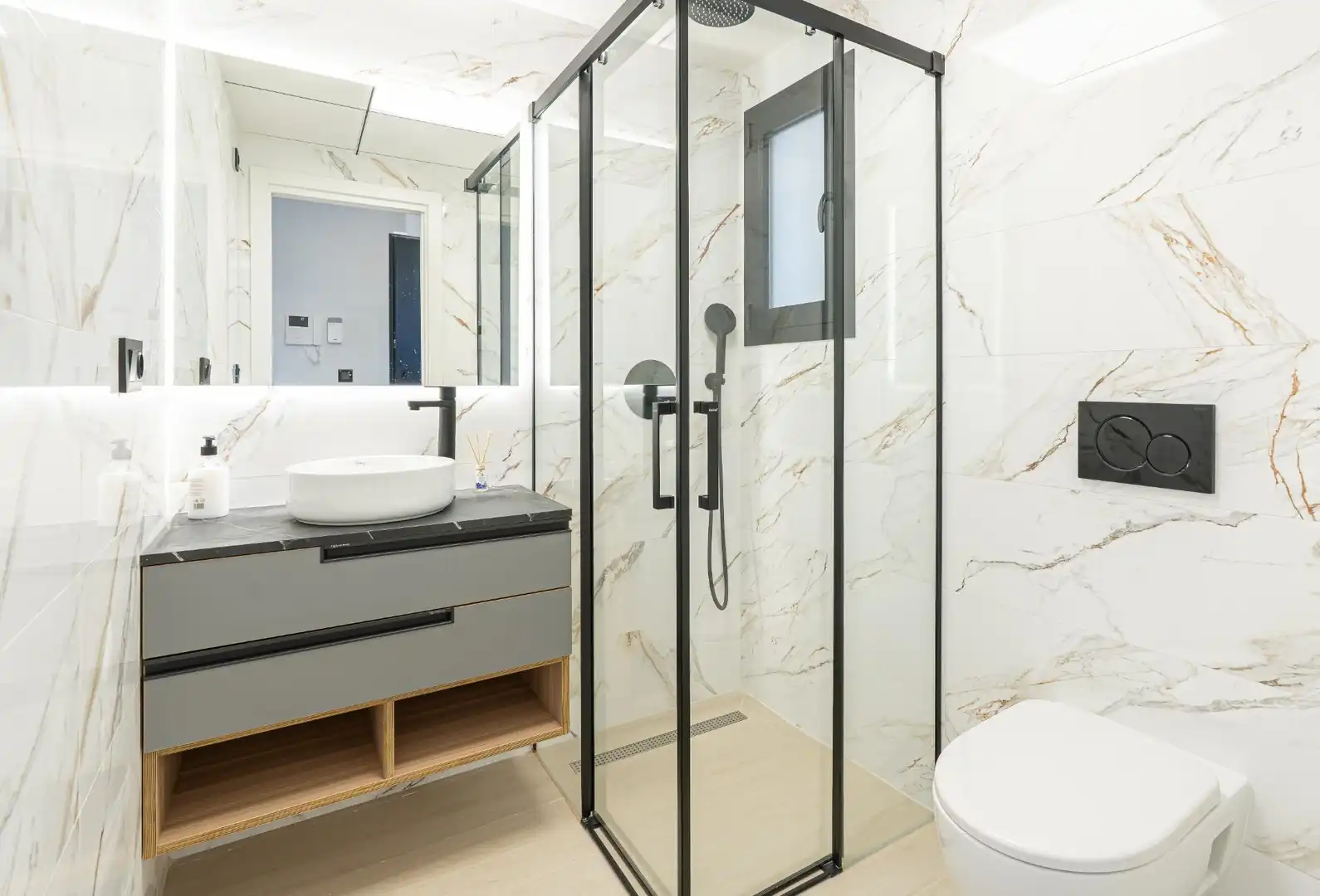 Baño de Piso en venta en Vera con Terraza y Piscina comunitaria
