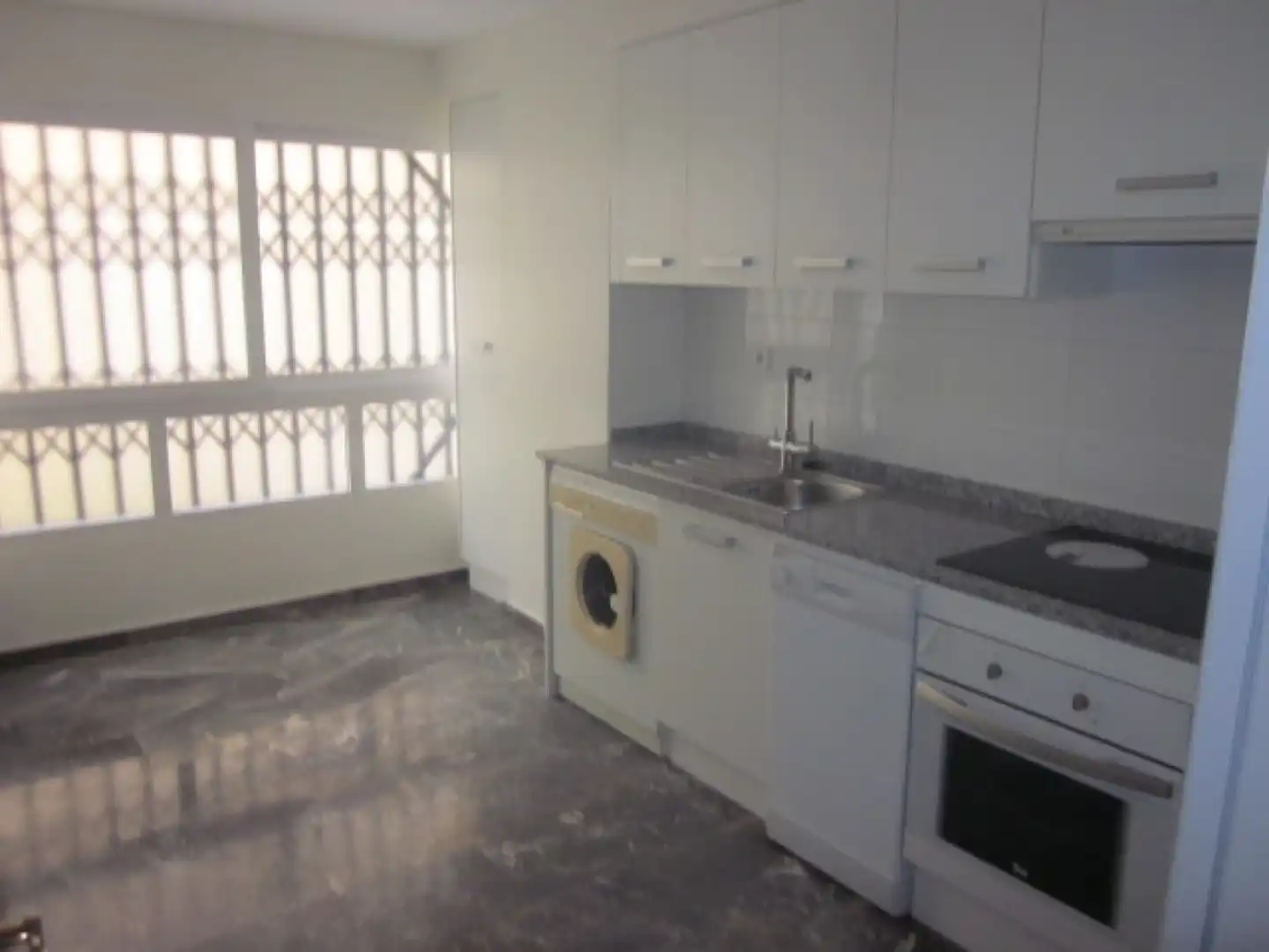 Kitchen of Flat for sale in Murcia  with Air Conditioner, Heating and Storage room