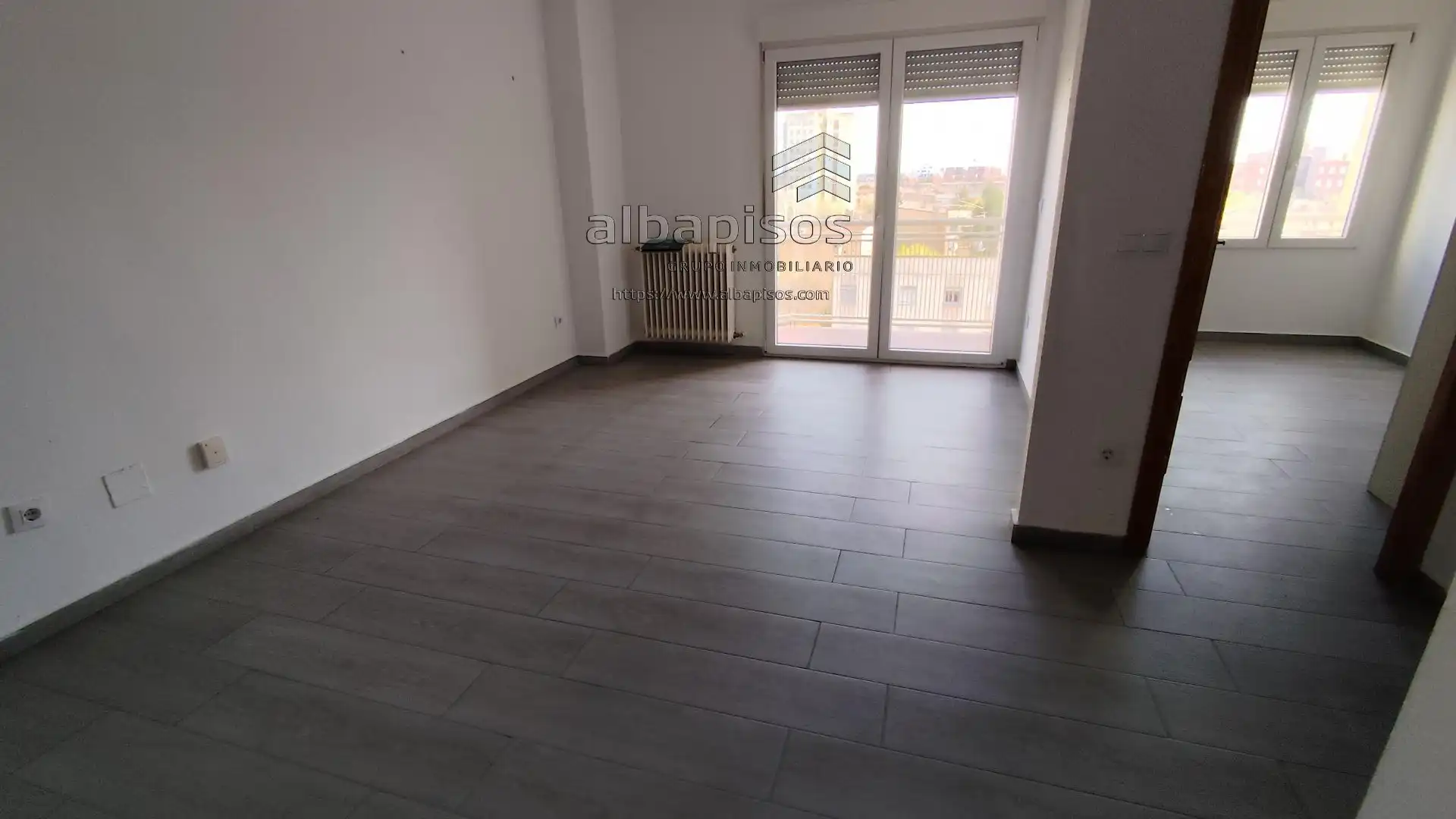 Sala d'estar de Pis en venda en  Albacete Capital amb Calefacció, Traster i Balcó