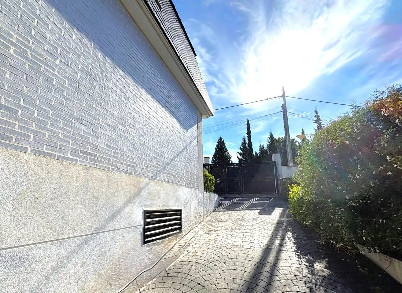 Vista exterior de Casa o chalet en venta en Chiva con Aire acondicionado, Jardín privado y Terraza