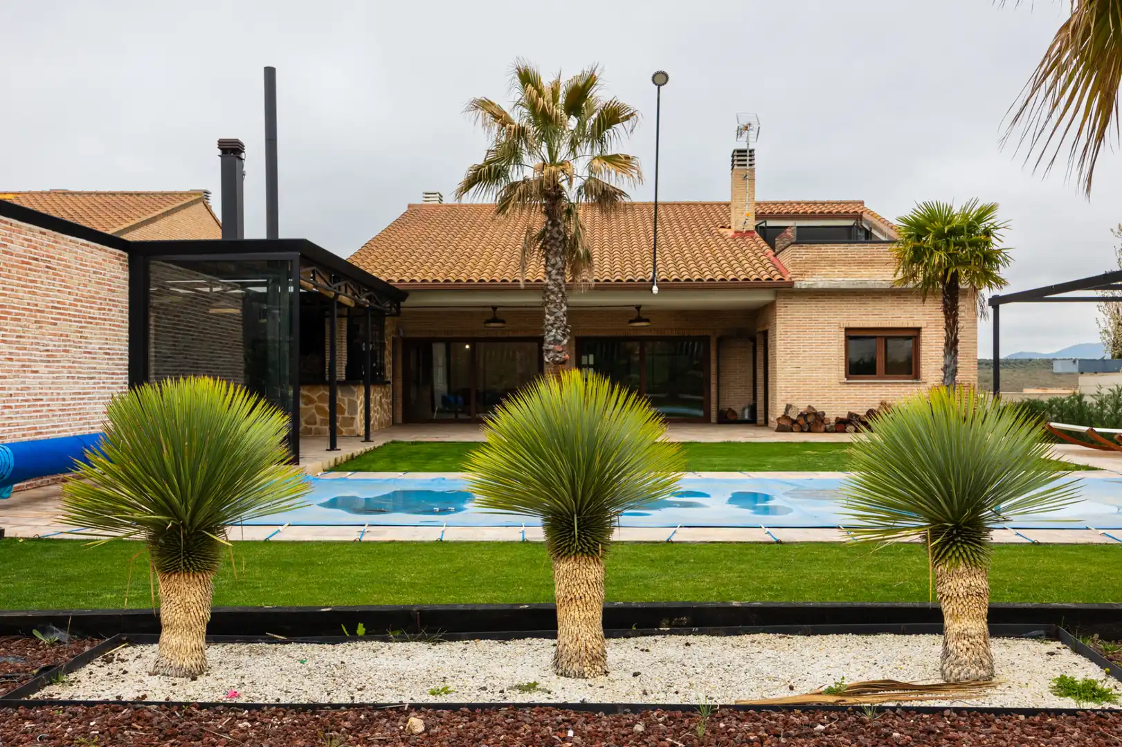 Vista exterior de Casa o chalet en venta en Layos con Aire acondicionado, Calefacción y Jardín privado