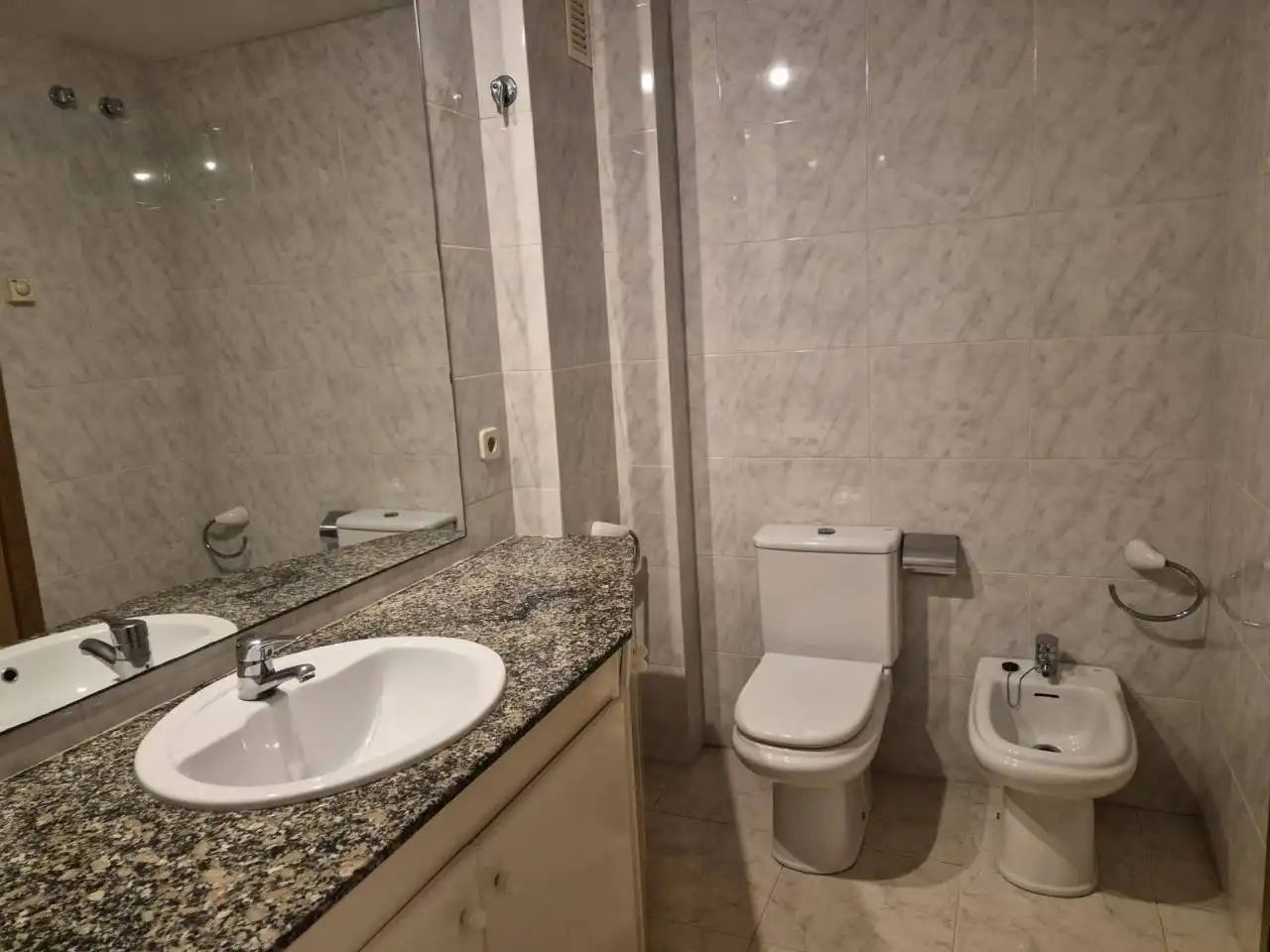 Appartamento con ascensore in affitto a Avenida lluis companys, imagen 14