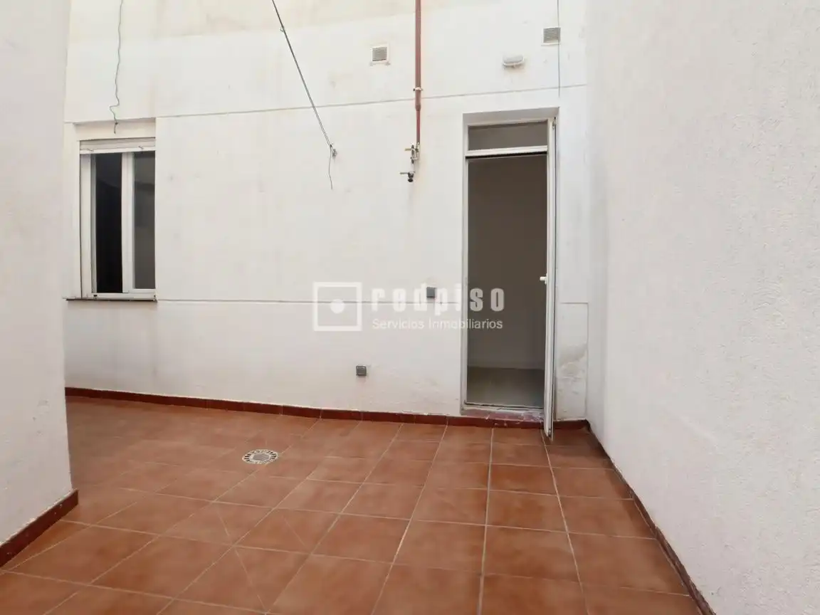 Bedroom of Flat for rent in Chamberí