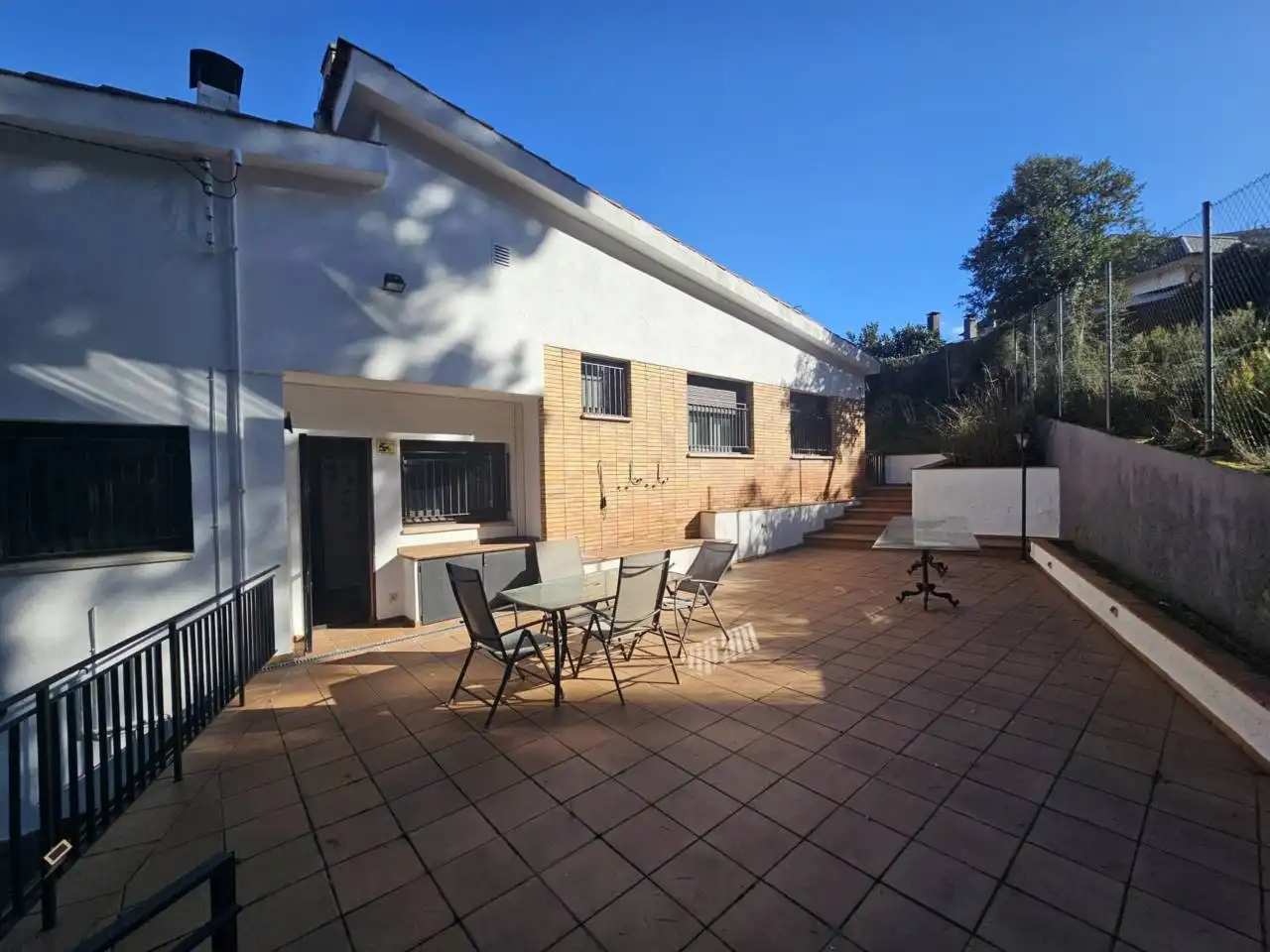 Vista exterior de Casa o chalet en venta en Matadepera con Calefacción, Parquet y Terraza