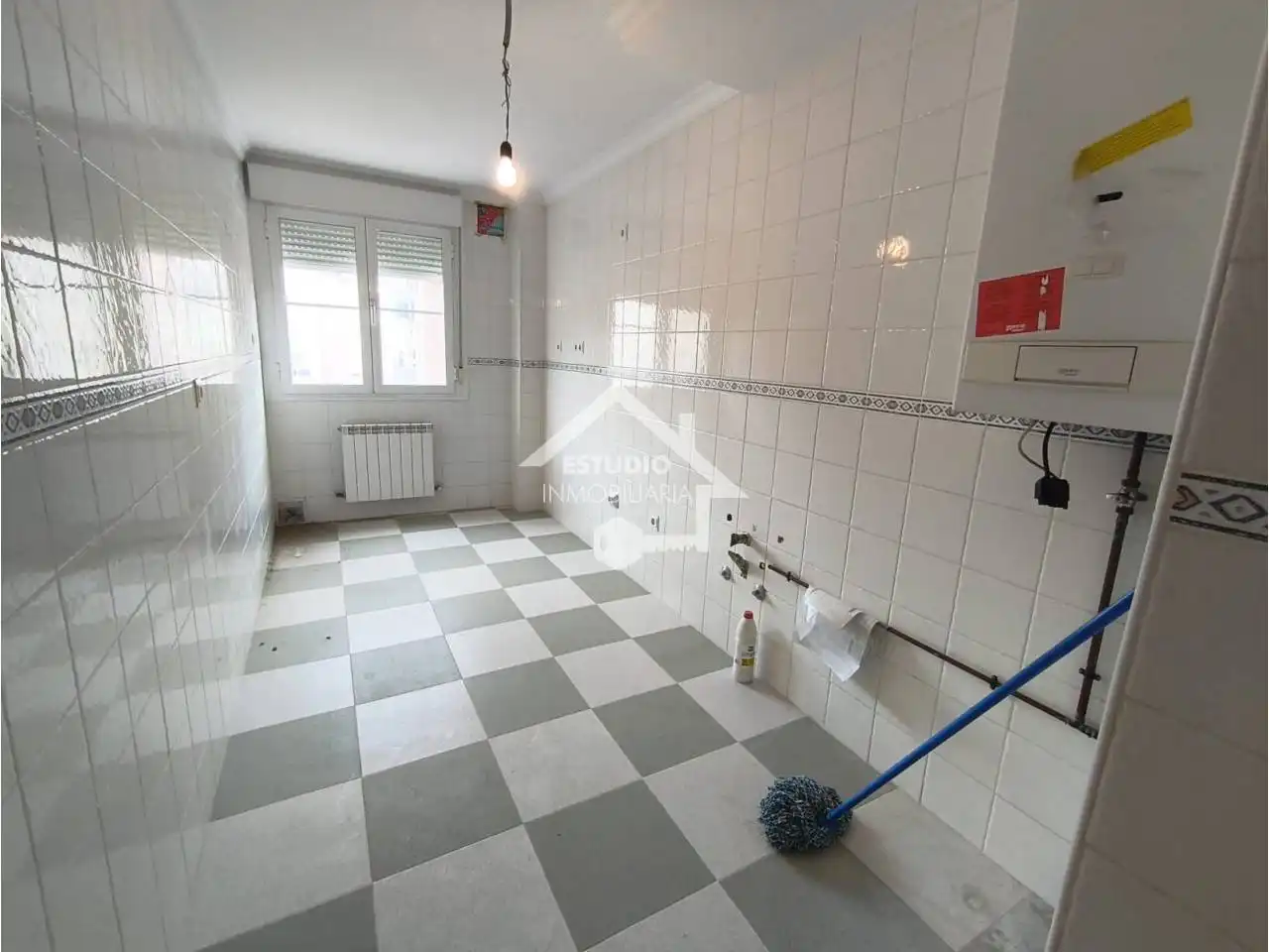 Kitchen of Flat for sale in Mendavia, Navarra