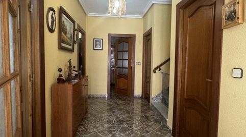 Foto 4 de Casa adosada en venda a Zona Hospital, Linares