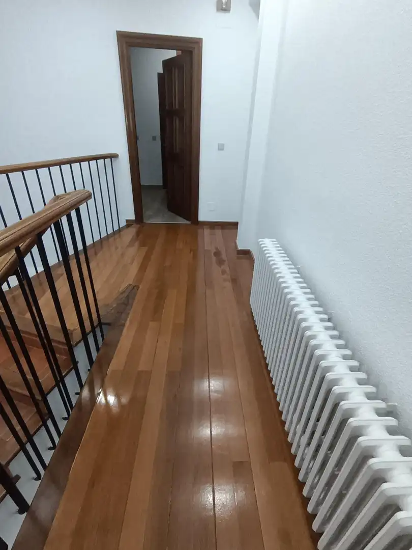 Maisonette zur Miete in Valladolid mit Klimaanlage, Heizung und Parkett