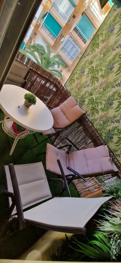 Terrasse von Wohnungen zur Miete in Fuengirola mit Klimaanlage, Heizung und Parkett