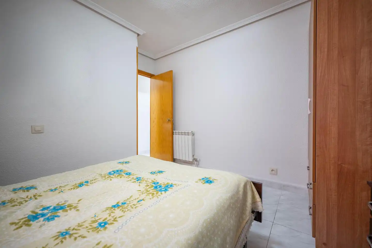 Habitación de Piso de alquiler en Ávila con Calefacción y Amueblado