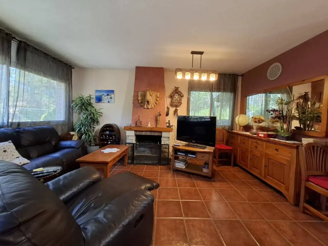 Sala d'estar de Casa o xalet en venda en Rubí amb Aire condicionat, Calefacció i Jardí privat