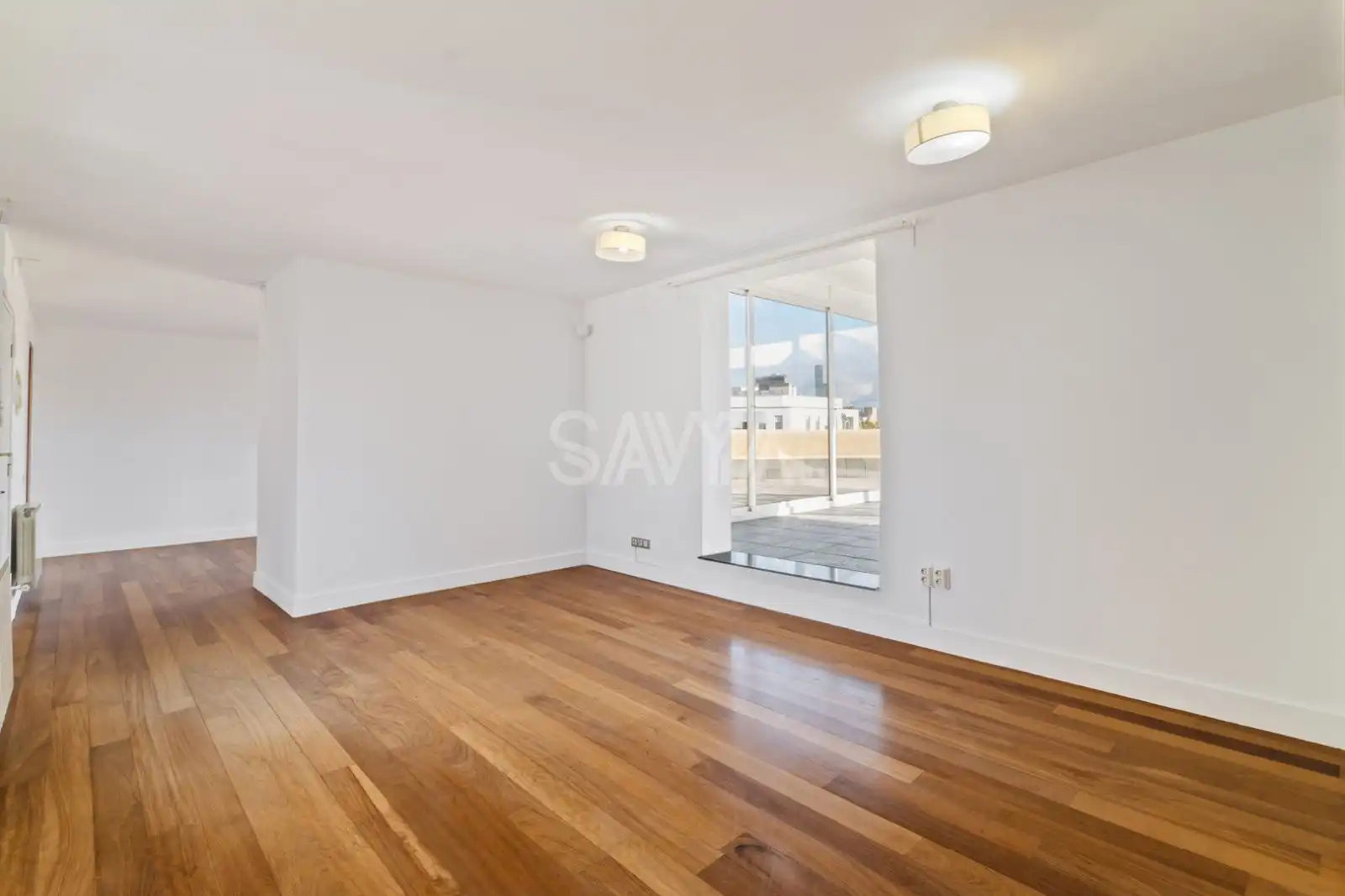 Living room of Office for sale in Barcelona