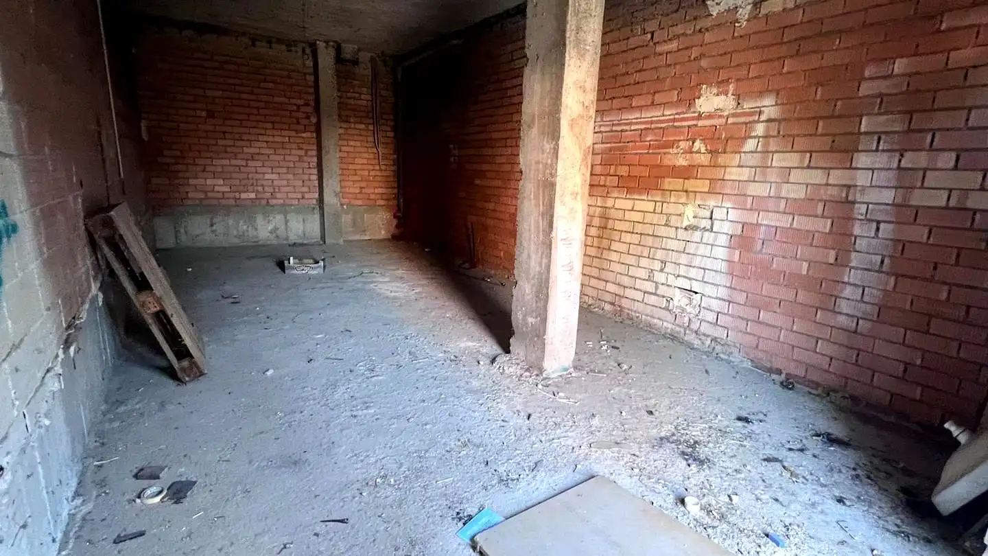 Local comercial en alquiler en Espliego, imagen 4