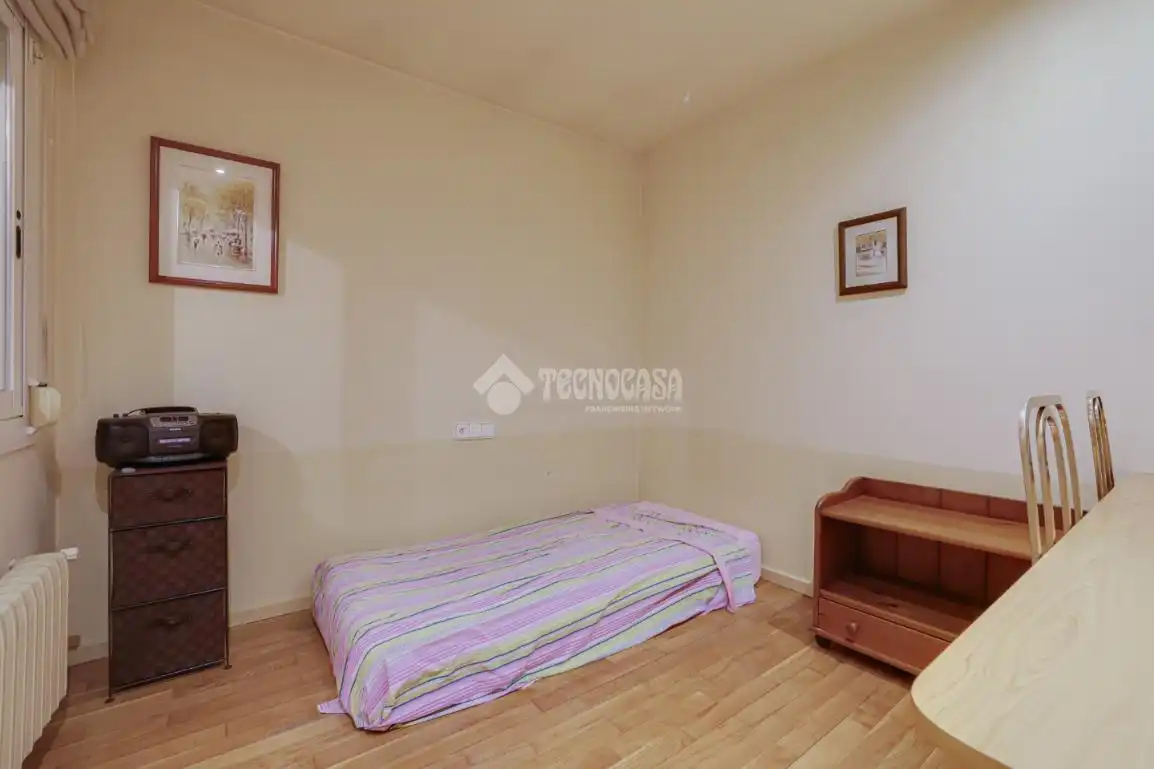 Casa aparellada amb terrassa en venda a Centre - Can Nadal, imagen 47