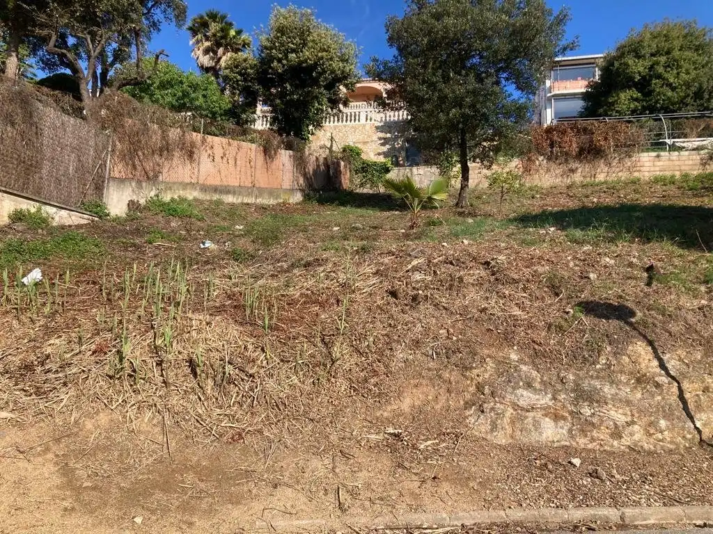 Lands and plots for sale in Carrer de Capricorn, imagen 2