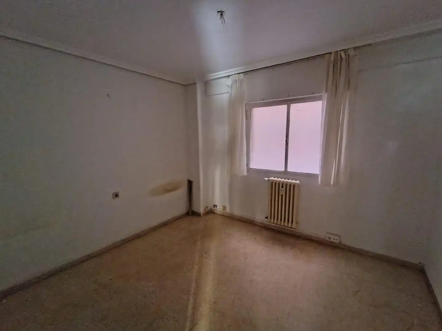 Habitación de Piso en venta en Valladolid con Calefacción, Terraza y Balcón