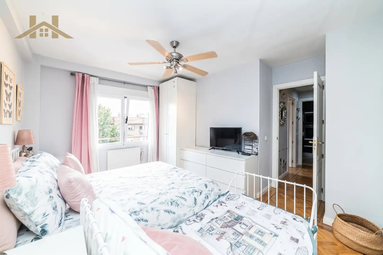 Habitación de Piso en venta en Avenida Europa
