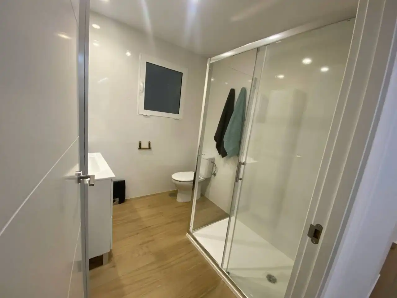 Bathroom of Flat for rent in Elda  with Furnished