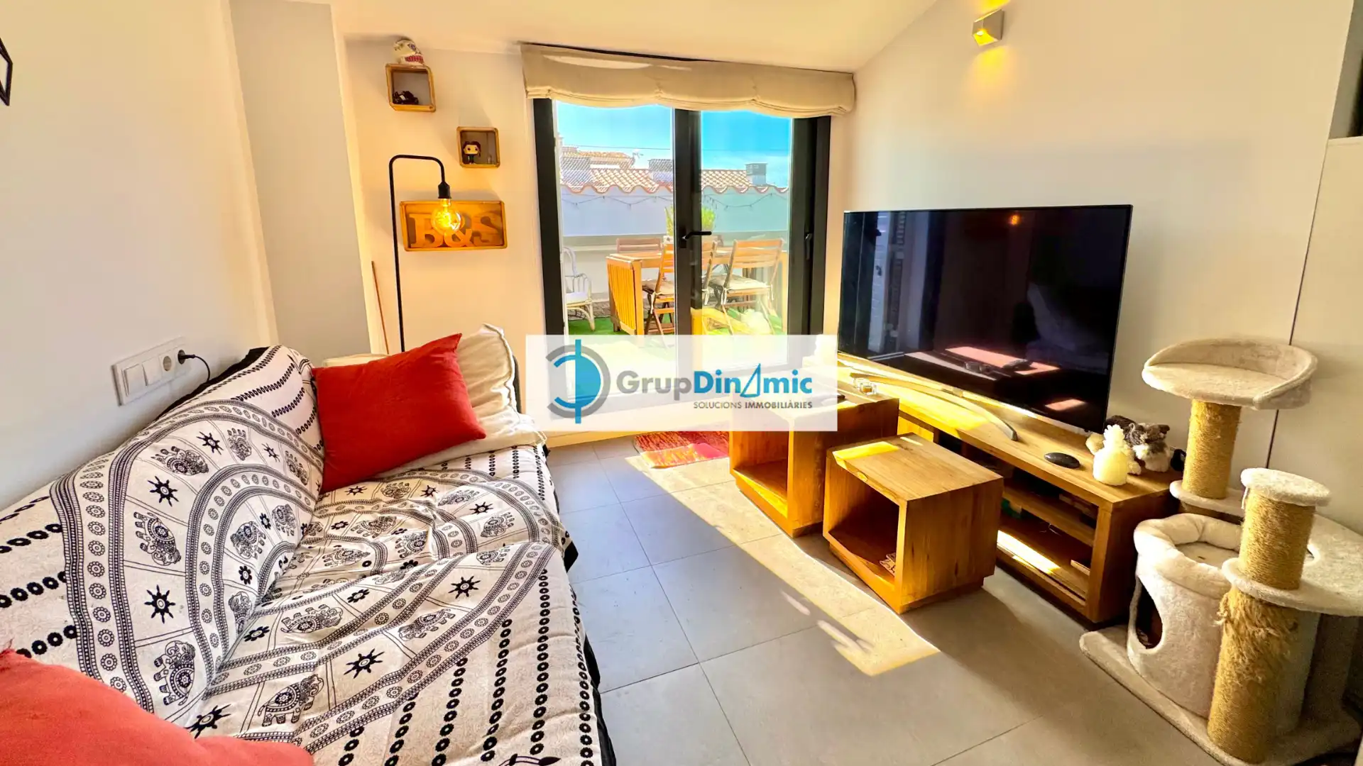 Sala de estar de Dúplex en venta en Palamós con Calefacción, Terraza y Amueblado