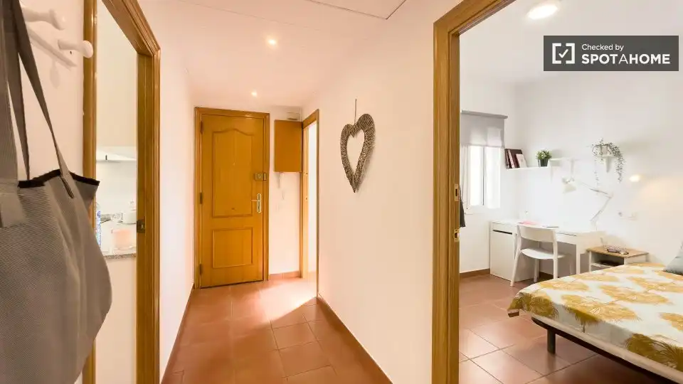 Piso para compartir en L'Hospitalet de Llobregat con Aire acondicionado, Calefacción y Amueblado