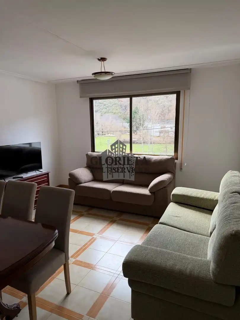 Sala de estar de Casa o chalet en venta en Trabadelo con Calefacción, Trastero y Amueblado