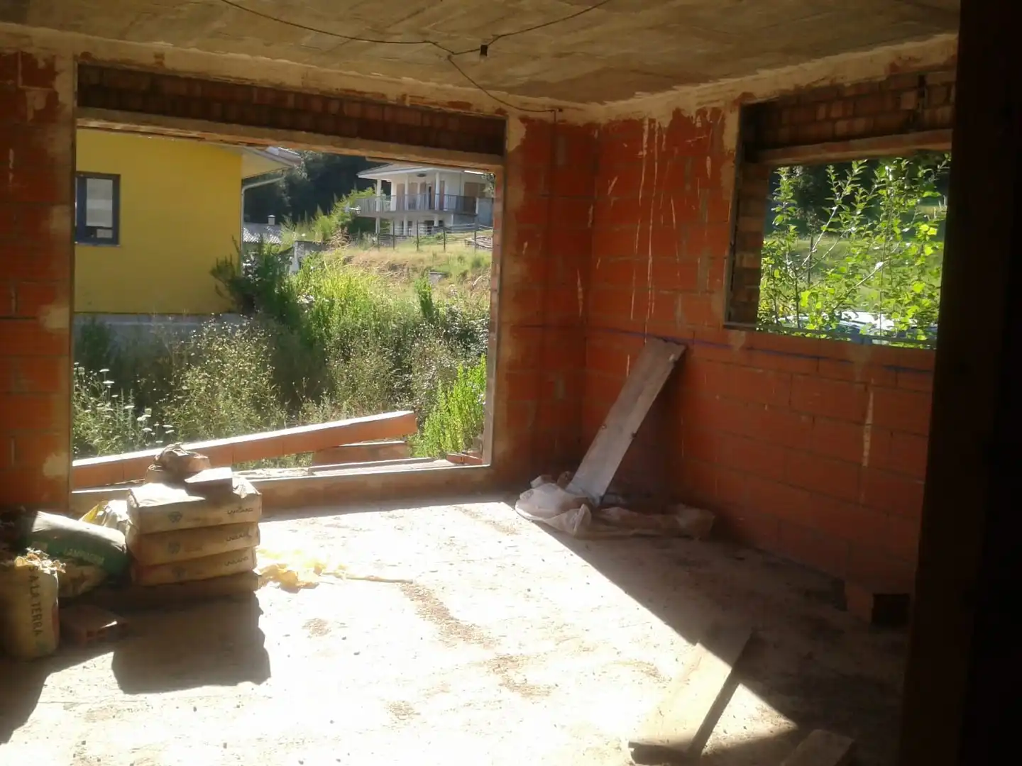 Houses for sale in Montagut i Oix  with Private garden, Terrace and Storage room