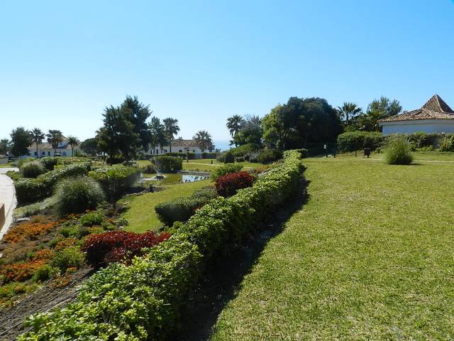 Apartamento en Venta en Urbanización Cármenes los el Hacho en La Duquesa