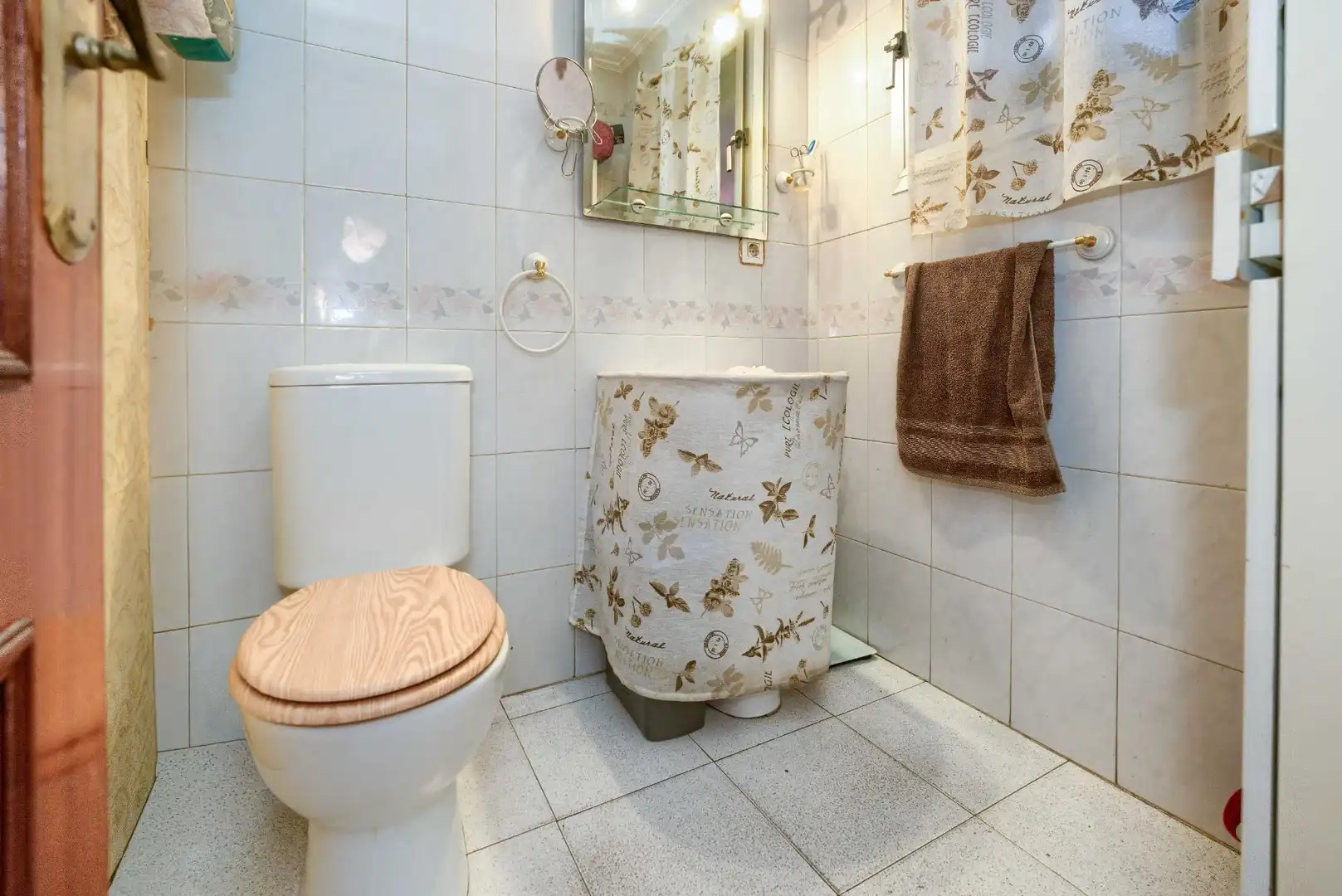 Badezimmer von Einfamilien-Reihenhaus zum Verkauf in Bormujos