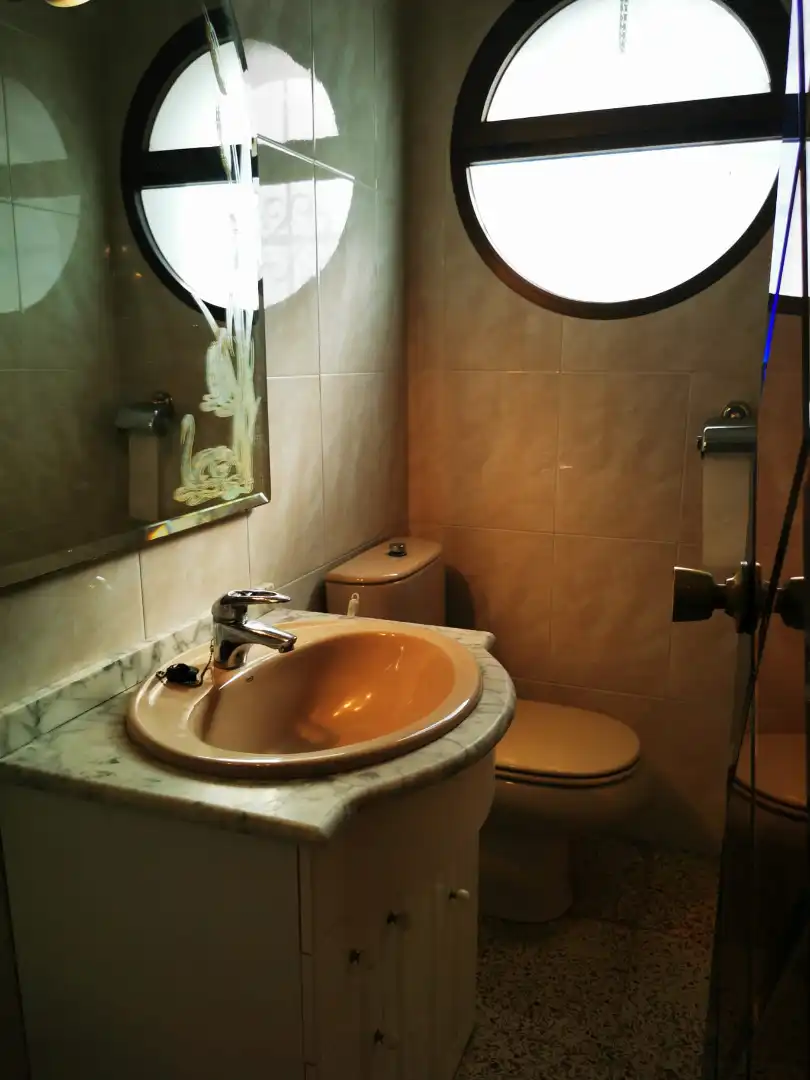 Baño de Casa o chalet de alquiler en Polop con Calefacción, Jardín privado y Terraza