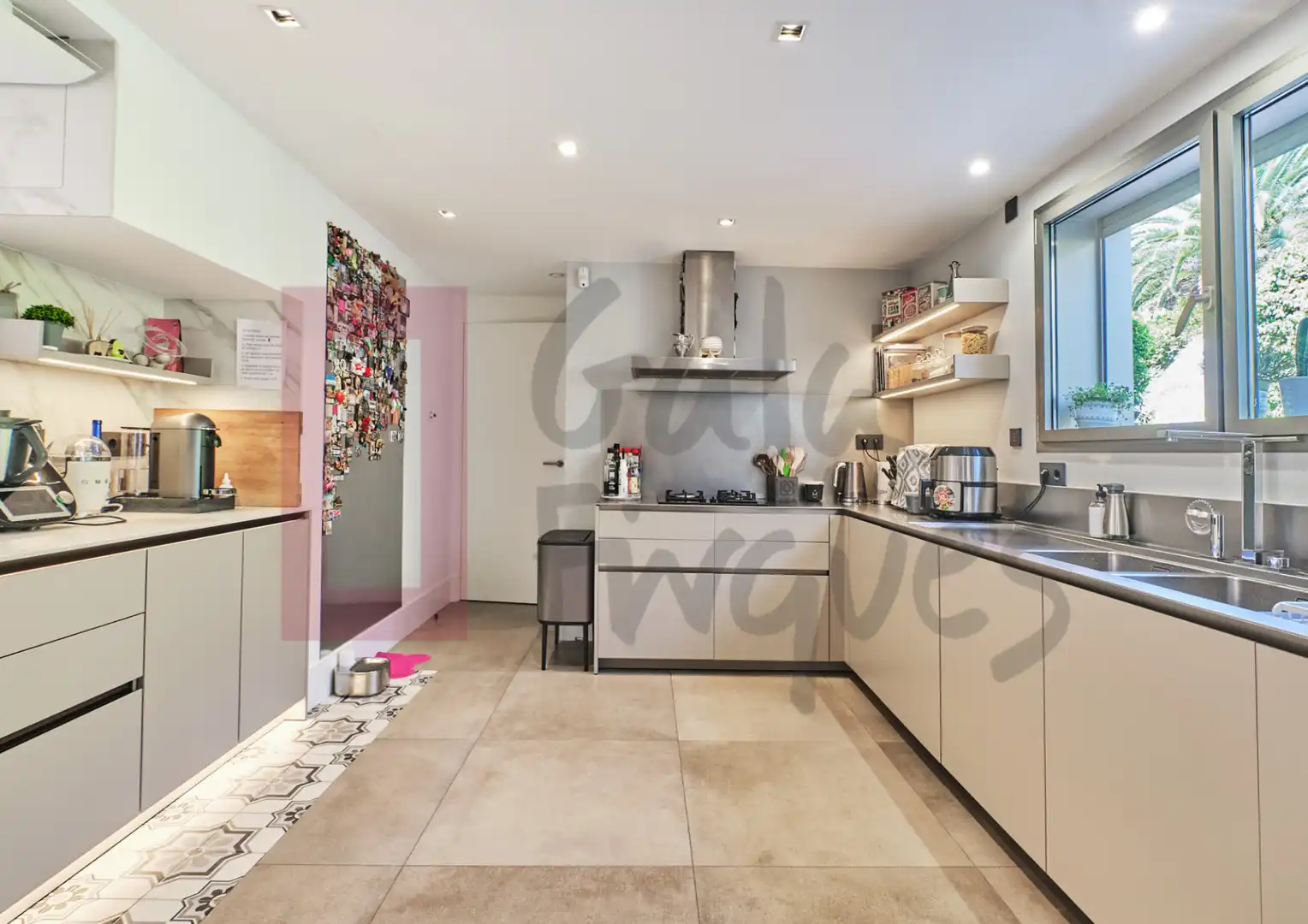 Cocina de Casa o chalet en venta en Barcelona con Aire acondicionado, Calefacción y Parquet
