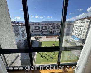 Exterior view of Flat to rent in O Porriño    with Heating, Parquet flooring and Furnished