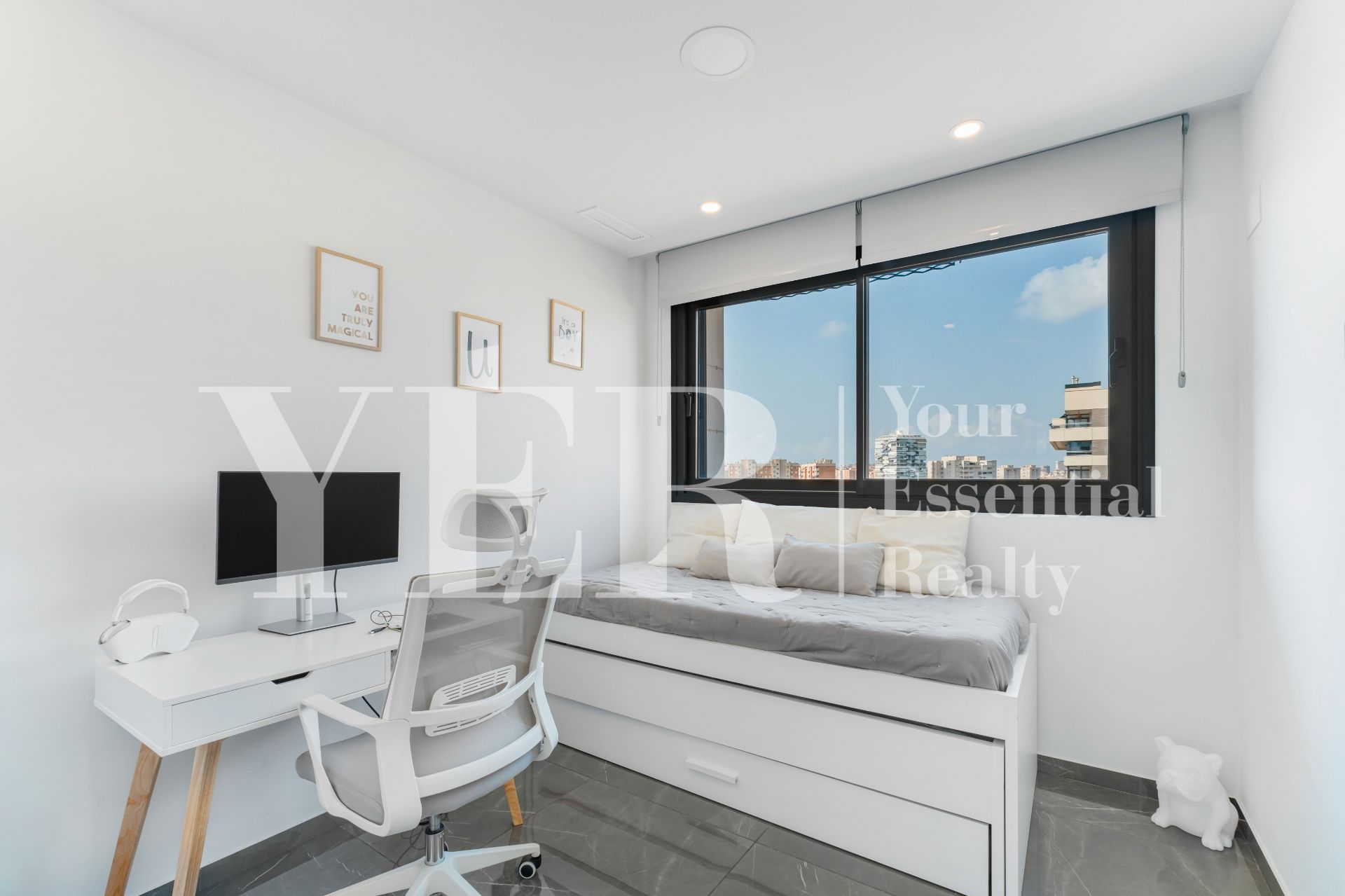 Bedroom of Flat to rent in Alicante / Alacant  with Air Conditioner, Terrace and Furnished