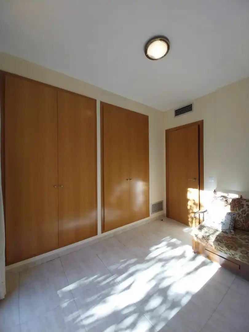 Habitación de Piso en venta en Girona con Aire acondicionado, Calefacción y Horno