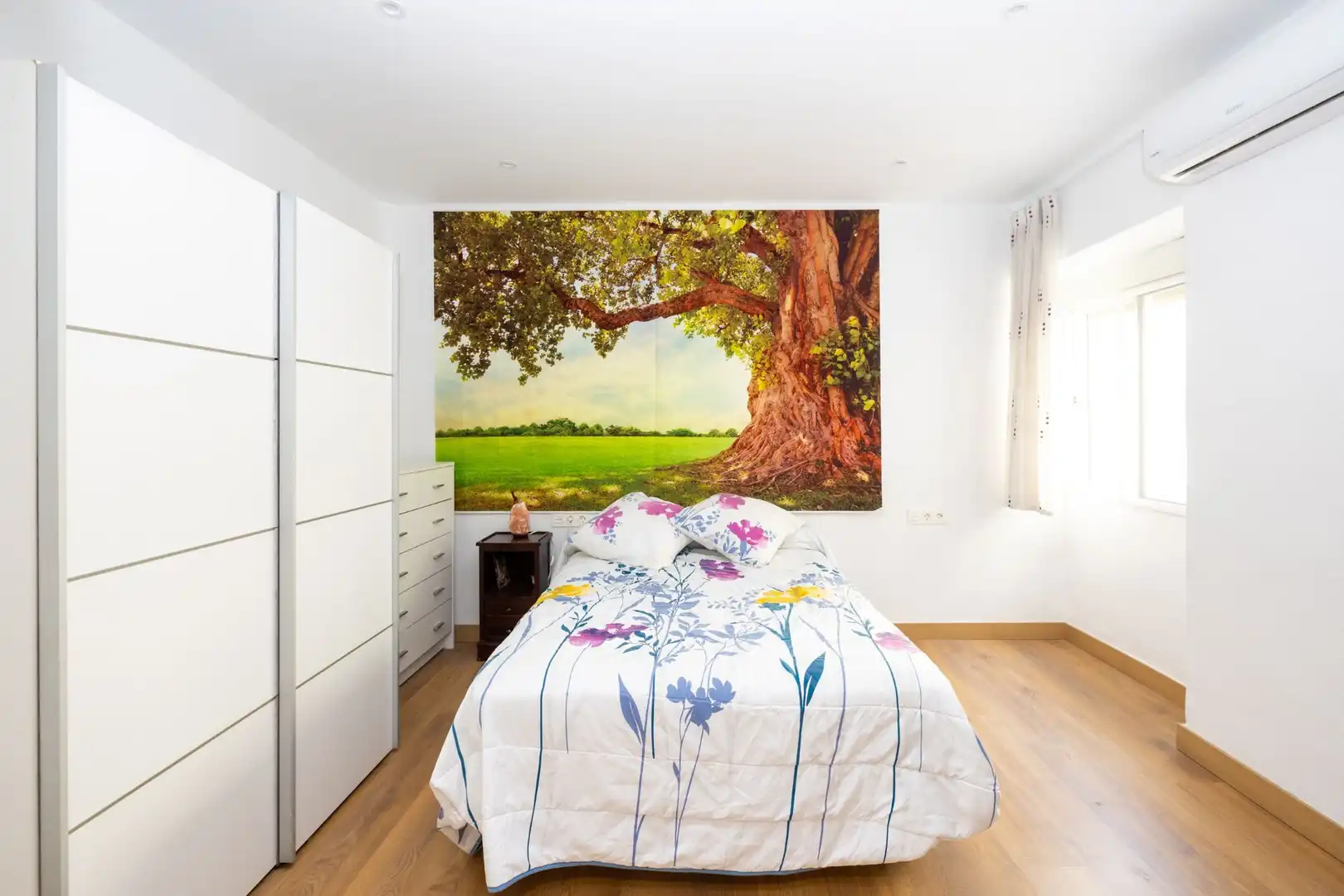Bedroom of Flat for sale in Granada  with Air Conditioner and Heating