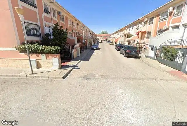 Vista exterior de Casa adosada en venta en Tomelloso