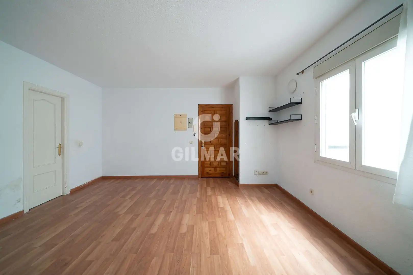 Habitación de Piso en venta en Madrid con Calefacción