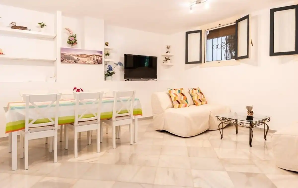 Sala d'estar de Planta baixa en venda en Marbella amb Piscina comunitària