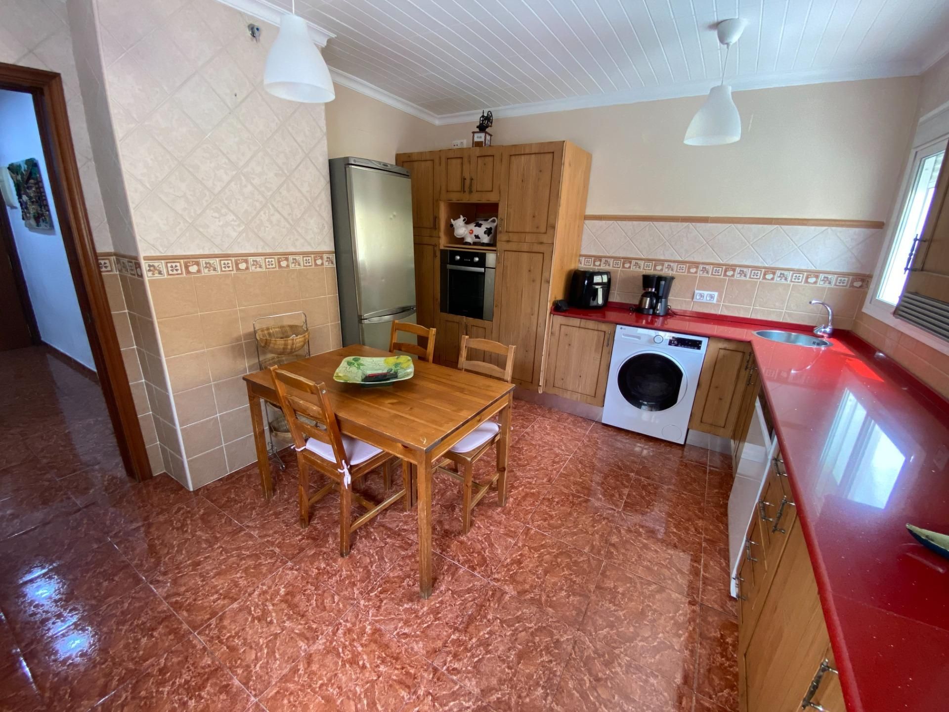 Cuina de Pis en venda en Sanlúcar de Barrameda amb Aire condicionat, Jardí privat i Terrassa