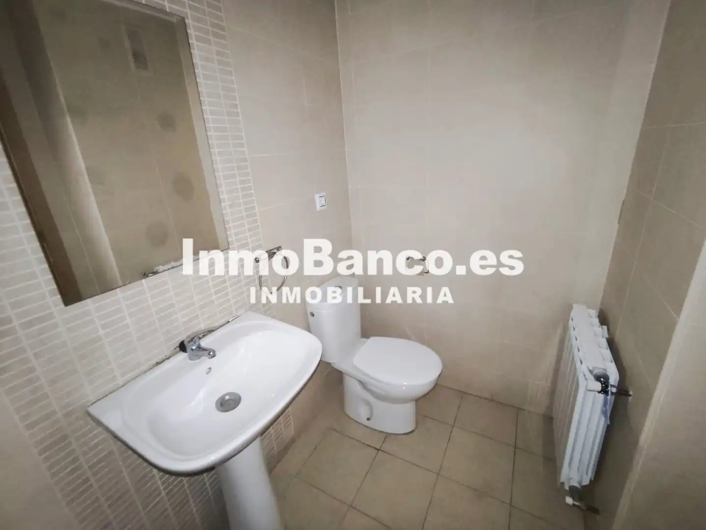 Piso con ascensor en venta en Carrer de Sant Valerià 27B, imagen 9